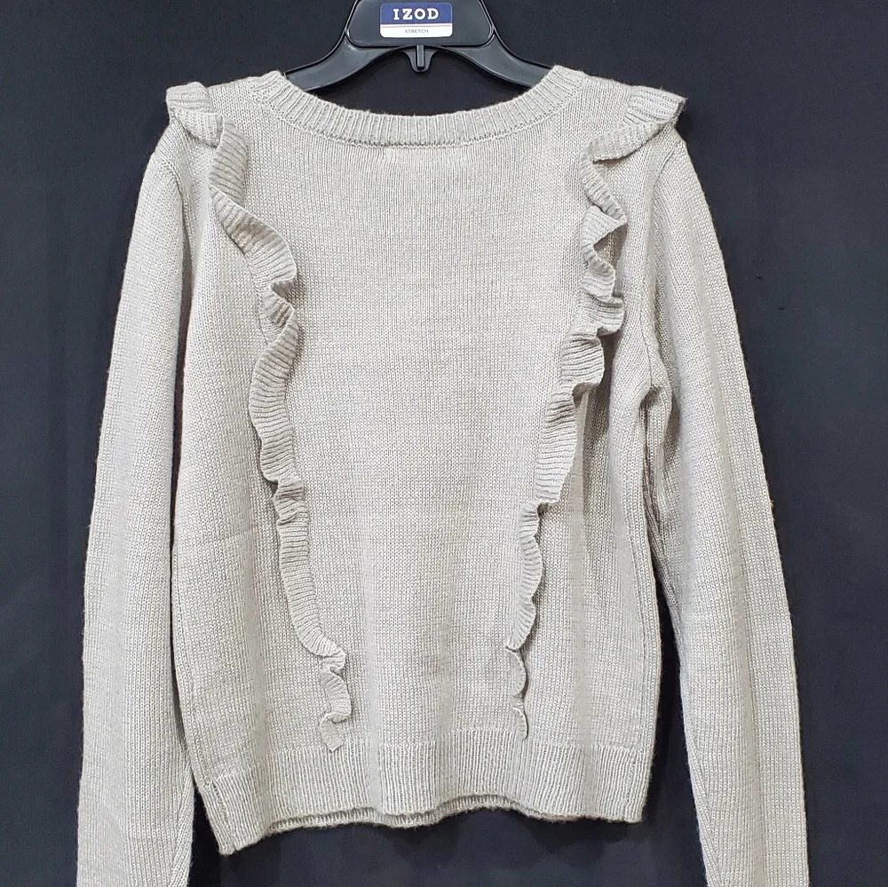 🆕️ BCBGeneration Ruffle Sweater - Picture 5 of 7